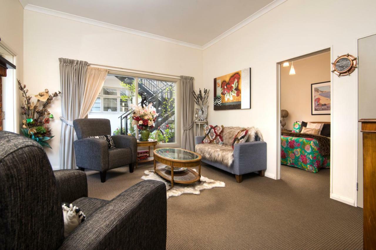 Art Deco Apartments بِكتون المظهر الخارجي الصورة